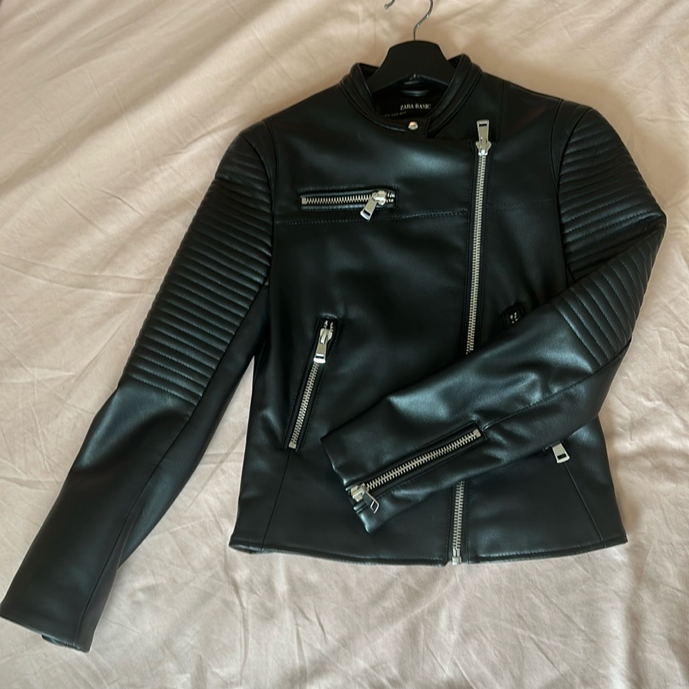 XS Zara black faux leather jacket